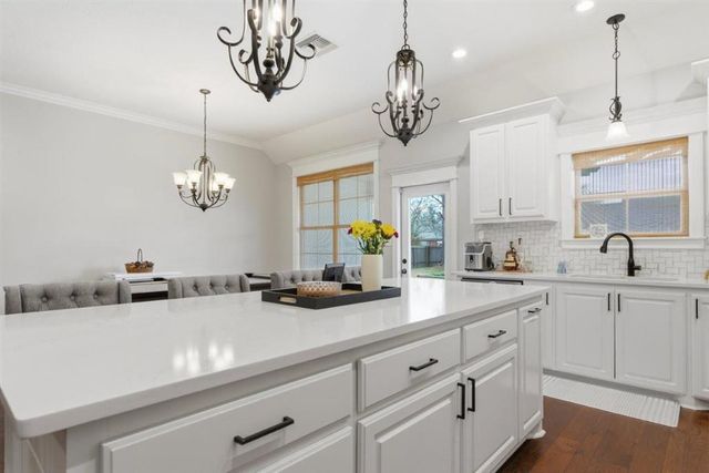 5733 Larch Street, Lake Charles, LA 70605