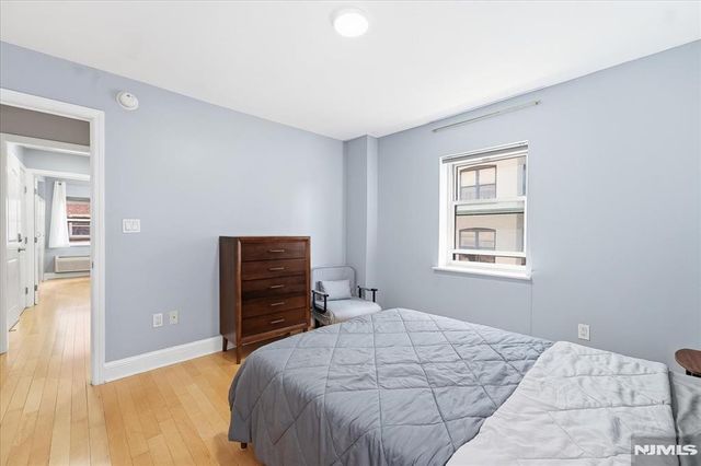 70 S Munn Avenue 408, East Orange, NJ 07018