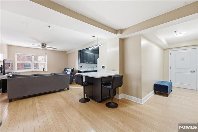 70 S Munn Avenue 408, East Orange, NJ 07018