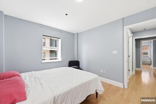 70 S Munn Avenue 408, East Orange, NJ 07018