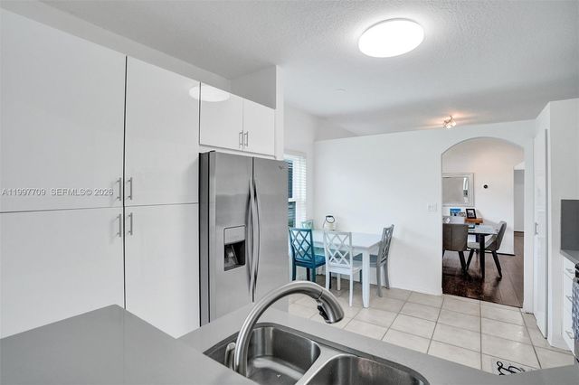 4102 Sapphire Ter, Weston, FL 33331