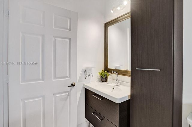 4102 Sapphire Ter, Weston, FL 33331