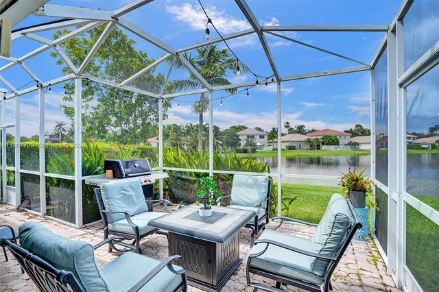 4102 Sapphire Ter, Weston, FL 33331