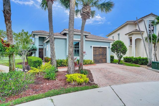 4102 Sapphire Ter, Weston, FL 33331