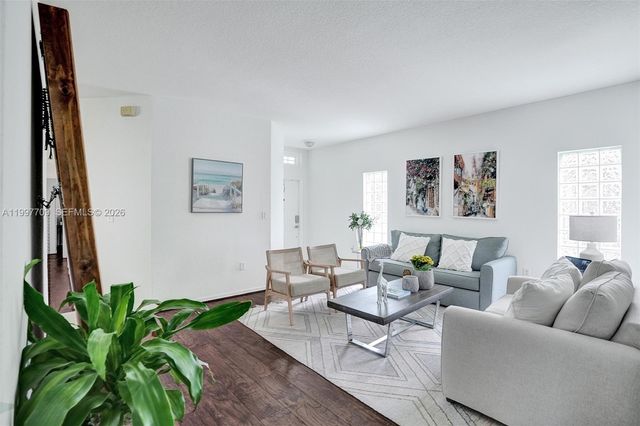 4102 Sapphire Ter, Weston, FL 33331