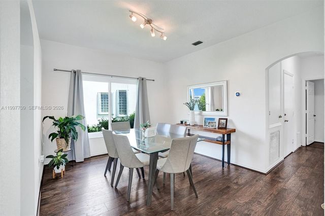 4102 Sapphire Ter, Weston, FL 33331