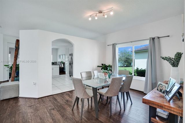 4102 Sapphire Ter, Weston, FL 33331