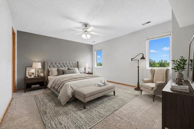5113 NE Ledgestone Court, Ankeny, IA 50021