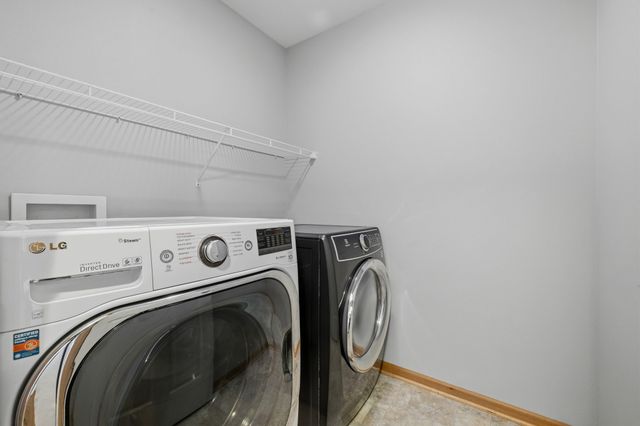 5113 NE Ledgestone Court, Ankeny, IA 50021
