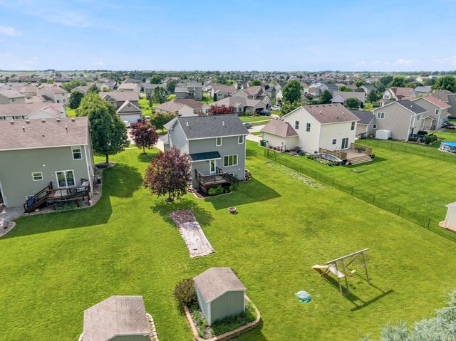 5113 NE Ledgestone Court, Ankeny, IA 50021