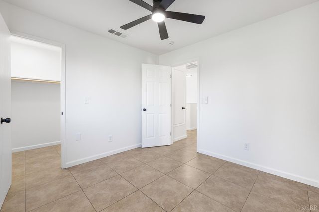 228 E Harold Court, Visalia, CA 93291