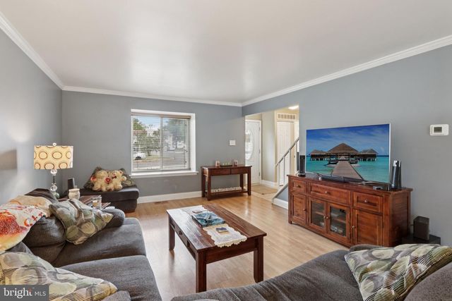 220 DEERPARK CT, Marlton, NJ 08053