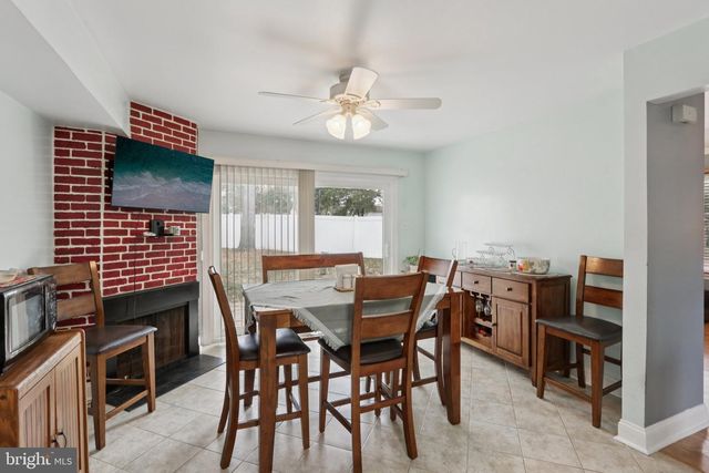 220 DEERPARK CT, Marlton, NJ 08053