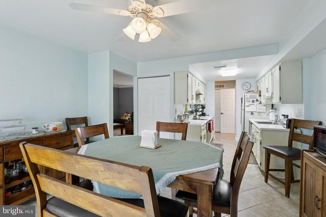 220 DEERPARK CT, Marlton, NJ 08053