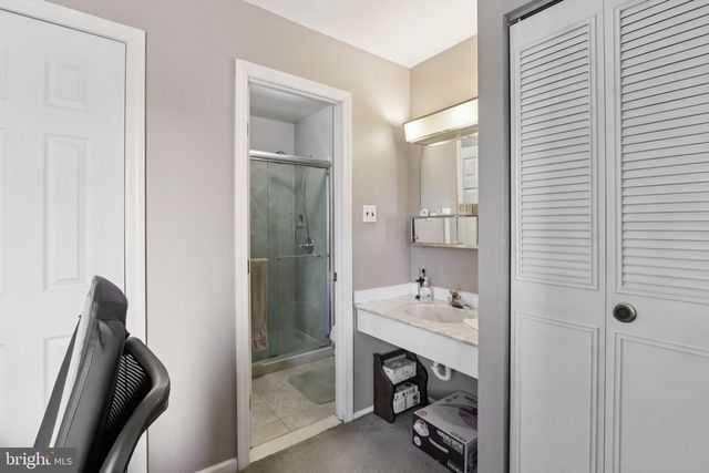 220 DEERPARK CT, Marlton, NJ 08053
