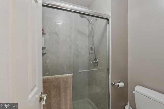 220 DEERPARK CT, Marlton, NJ 08053