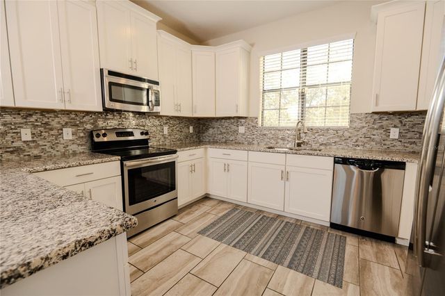 1337 SHINNECOCK HILLS DRIVE, Davenport, FL 33896