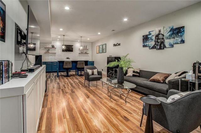 503 NE 100th Street, Kansas City, MO 64155