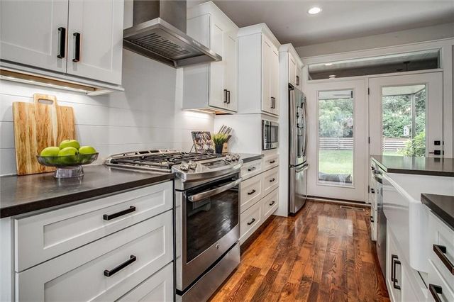 503 NE 100th Street, Kansas City, MO 64155