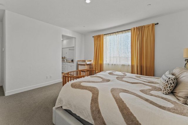 1129 Sierra Morena Way, Roseville, CA 95747