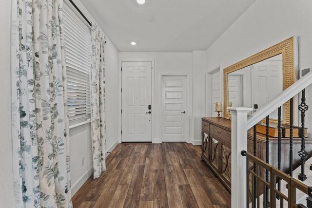 1129 Sierra Morena Way, Roseville, CA 95747