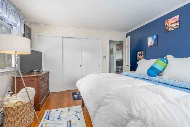 1050 Dover Road, Epsom, NH 03234