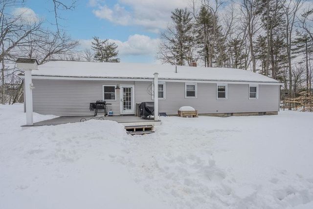 1050 Dover Road, Epsom, NH 03234