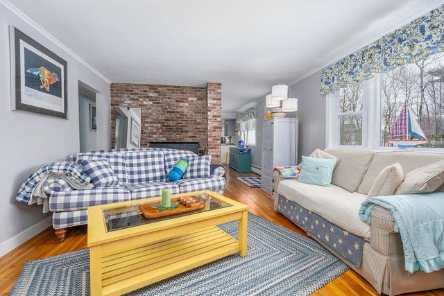 1050 Dover Road, Epsom, NH 03234