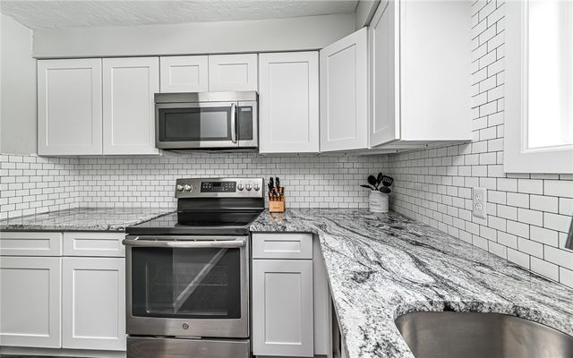 157 Clever Rd, Kennedy Twp, PA 15136