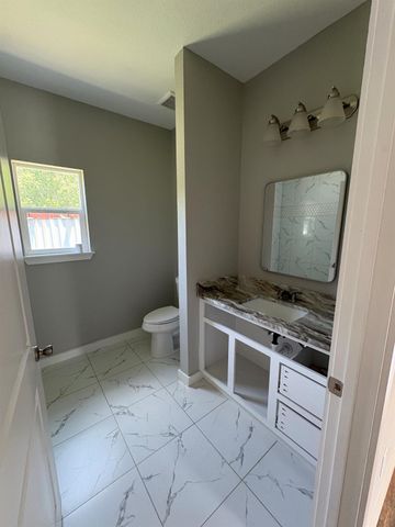 1147 Baja Street, Montgomery, TX 77356