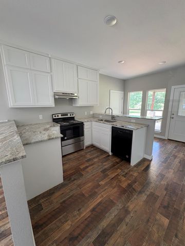 1147 Baja Street, Montgomery, TX 77356