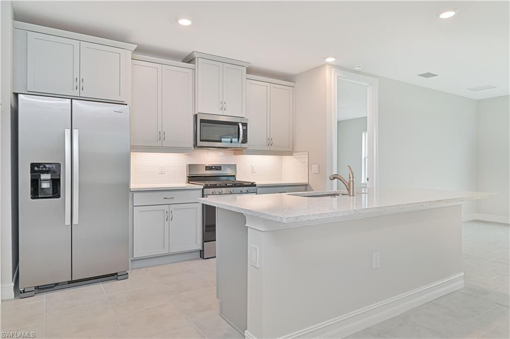 44526 Palm Frond DR, PUNTA GORDA, FL 33982 — photo 3