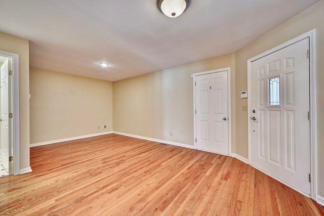 566 Palmer Court, Crestview Hills, KY 41017