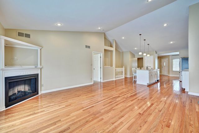 566 Palmer Court, Crestview Hills, KY 41017