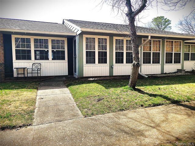 375 Woodbridge Drive C, Ridge, NY 11961