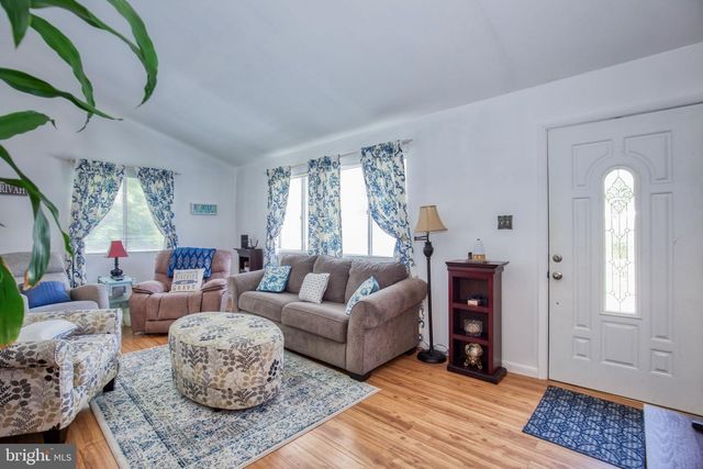 388 MONUMENT DR, Montross, VA 22520