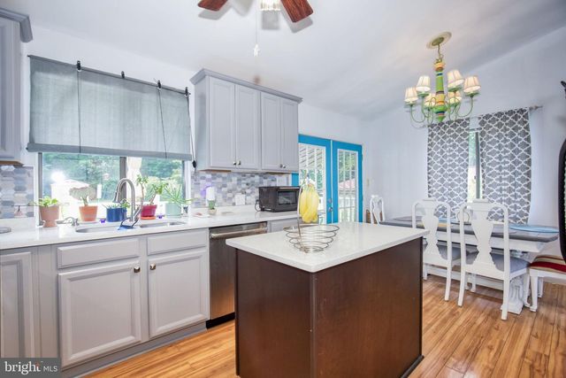 388 MONUMENT DR, Montross, VA 22520