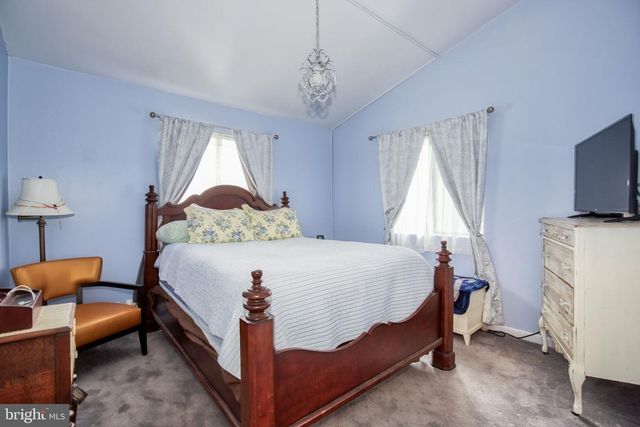 388 MONUMENT DR, Montross, VA 22520