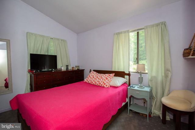 388 MONUMENT DR, Montross, VA 22520