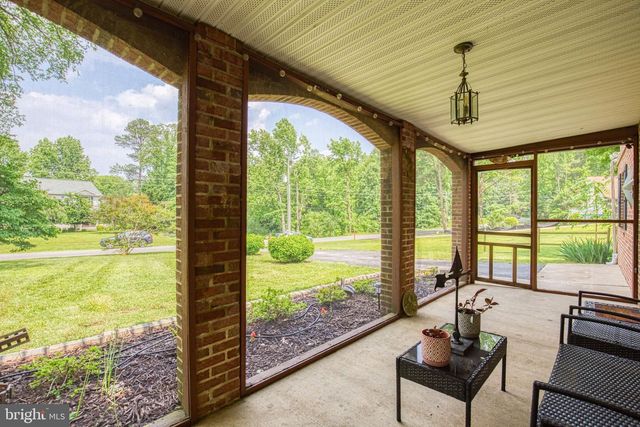 388 MONUMENT DR, Montross, VA 22520