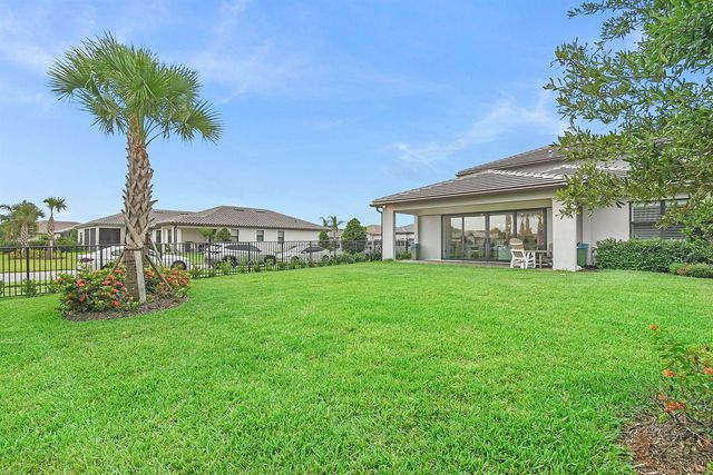 801 SE Courances Drive, Port St. Lucie, FL 34984