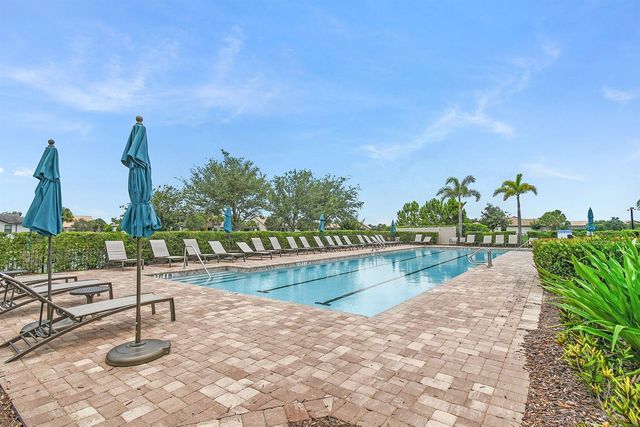 801 SE Courances Drive, Port St. Lucie, FL 34984
