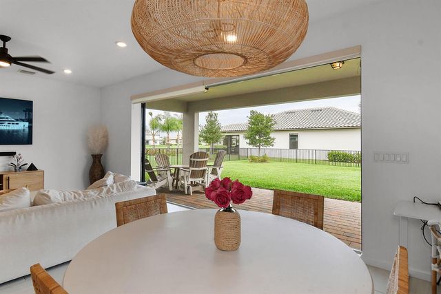 801 SE Courances Drive, Port St. Lucie, FL 34984