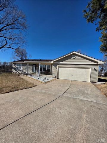 10151 Isabelle Place, St Ann, MO 63074