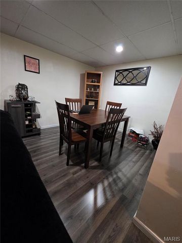 10151 Isabelle Place, St Ann, MO 63074