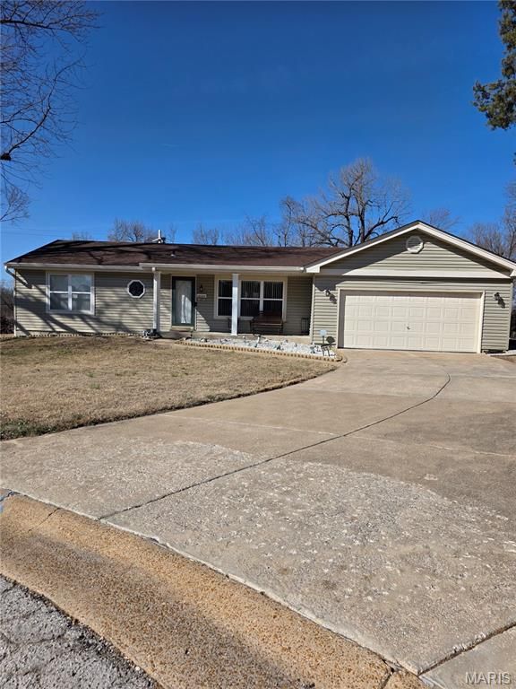 10151 Isabelle Place, St Ann, MO 63074
