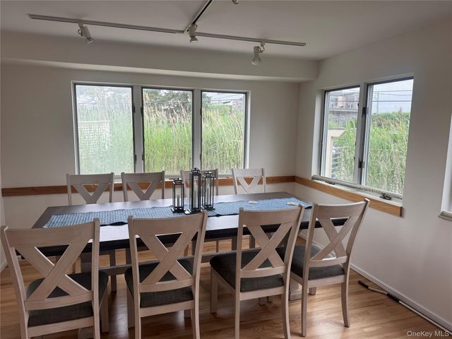 31 Ivy Avenue, Seaview, NY 11770