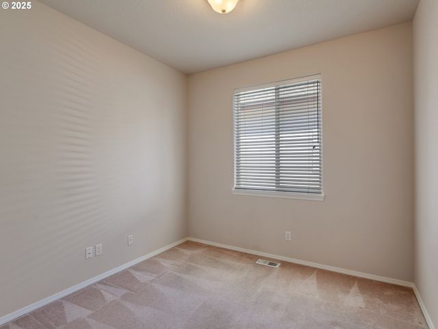15589 Sw 88TH Ave, Portland, OR 97224