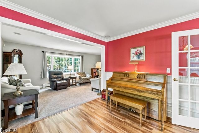 11 Mary Pl, Pequannock Twp., NJ 07440
