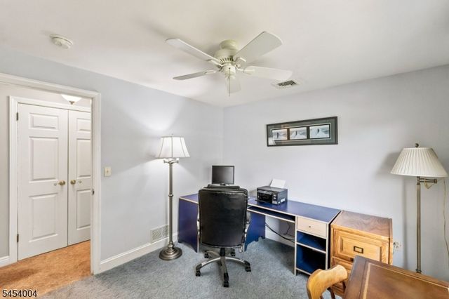 11 Mary Pl, Pequannock Twp., NJ 07440